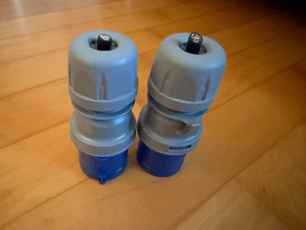 Spine: Stecker CEE16/6 230V blau PCE – Usato da Ehrendingen venduto da KOLA16