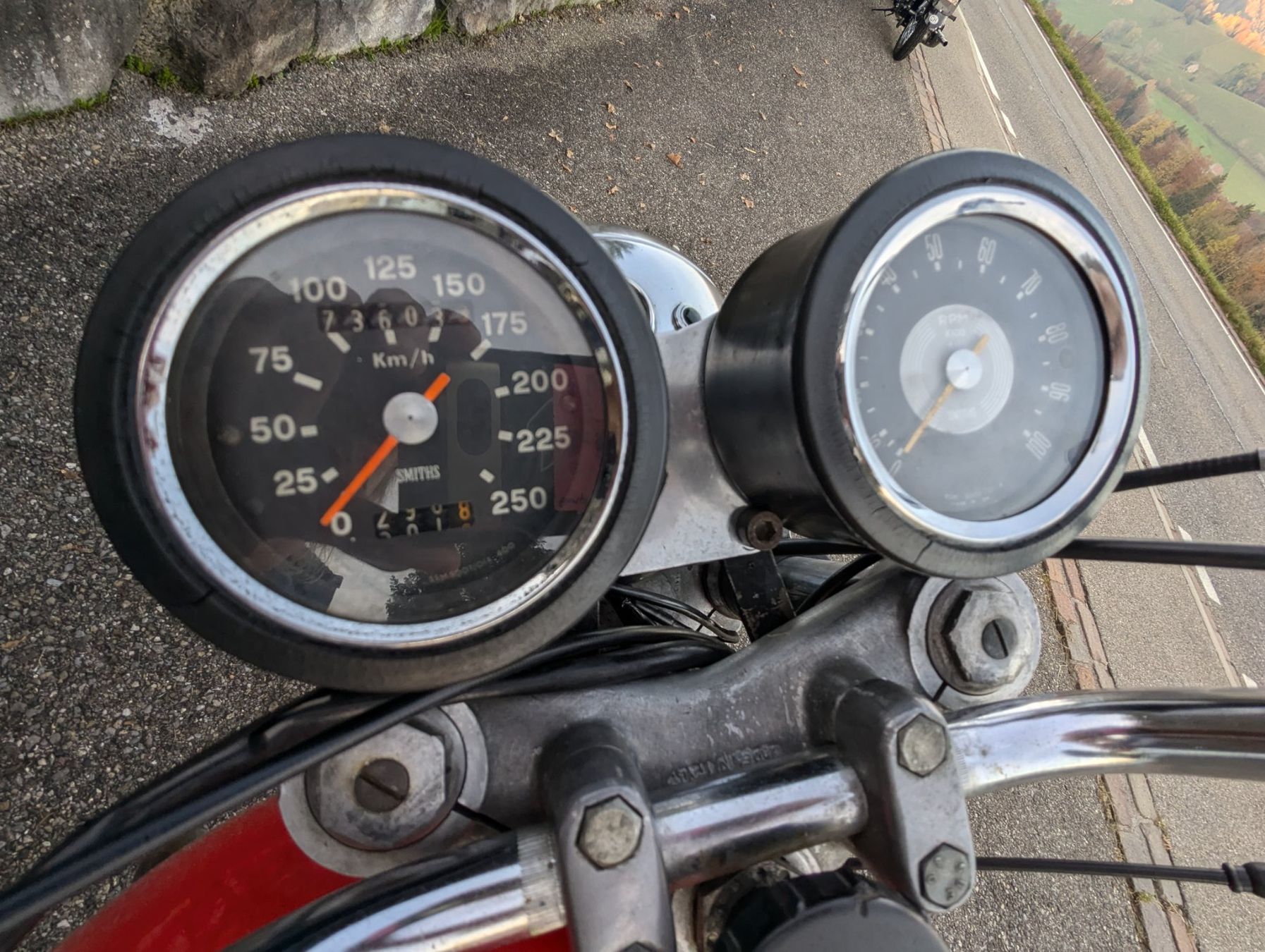 Strada: BSA A65 Lightning mit Spitfire Tank, Oldtimer 1968, ab MFK – Usato da Goldingen venduto da hafner-motos 7
