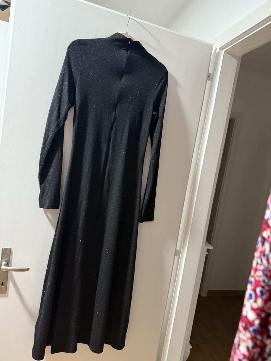 Vestiti: Kleid s oliver – Usato da visp venduto da Kmemo1 2