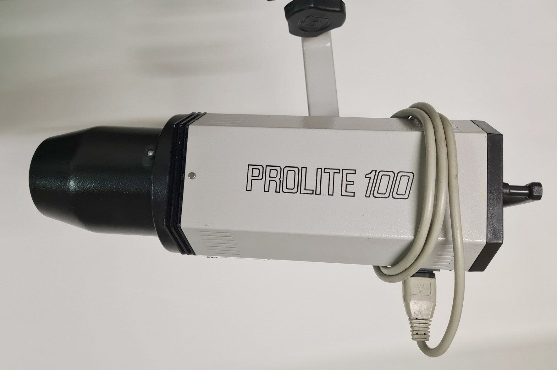 Bowens Flash: Studioblitzlampe Bowens Prolite 100 – Usato da Stallikon venduto da Oceanblue1