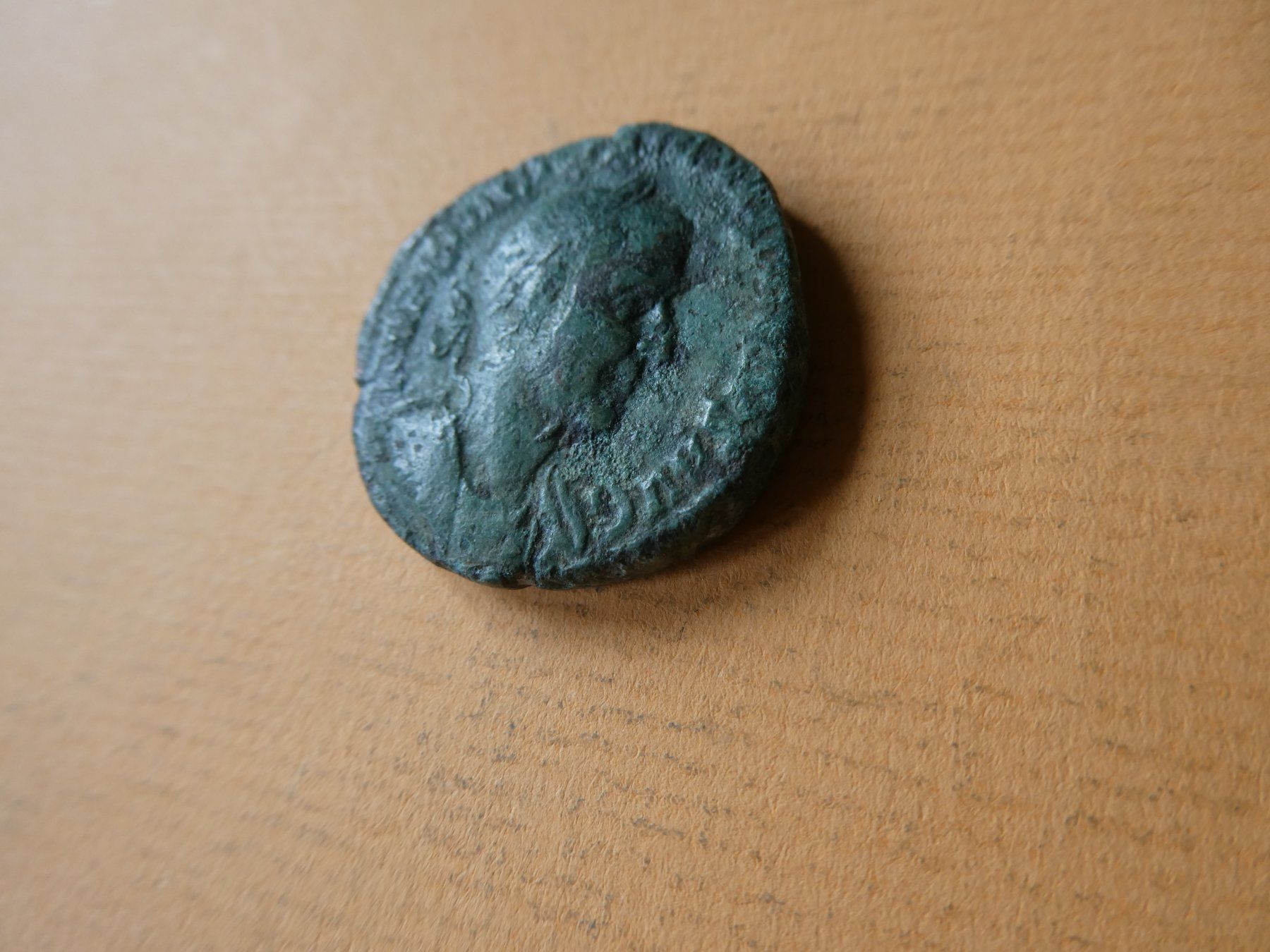 Tutti le monete: uralte grosse  Bronzemünze  28 mm     17.19 g – Usato da Hinterforst venduto da Rohusri 1