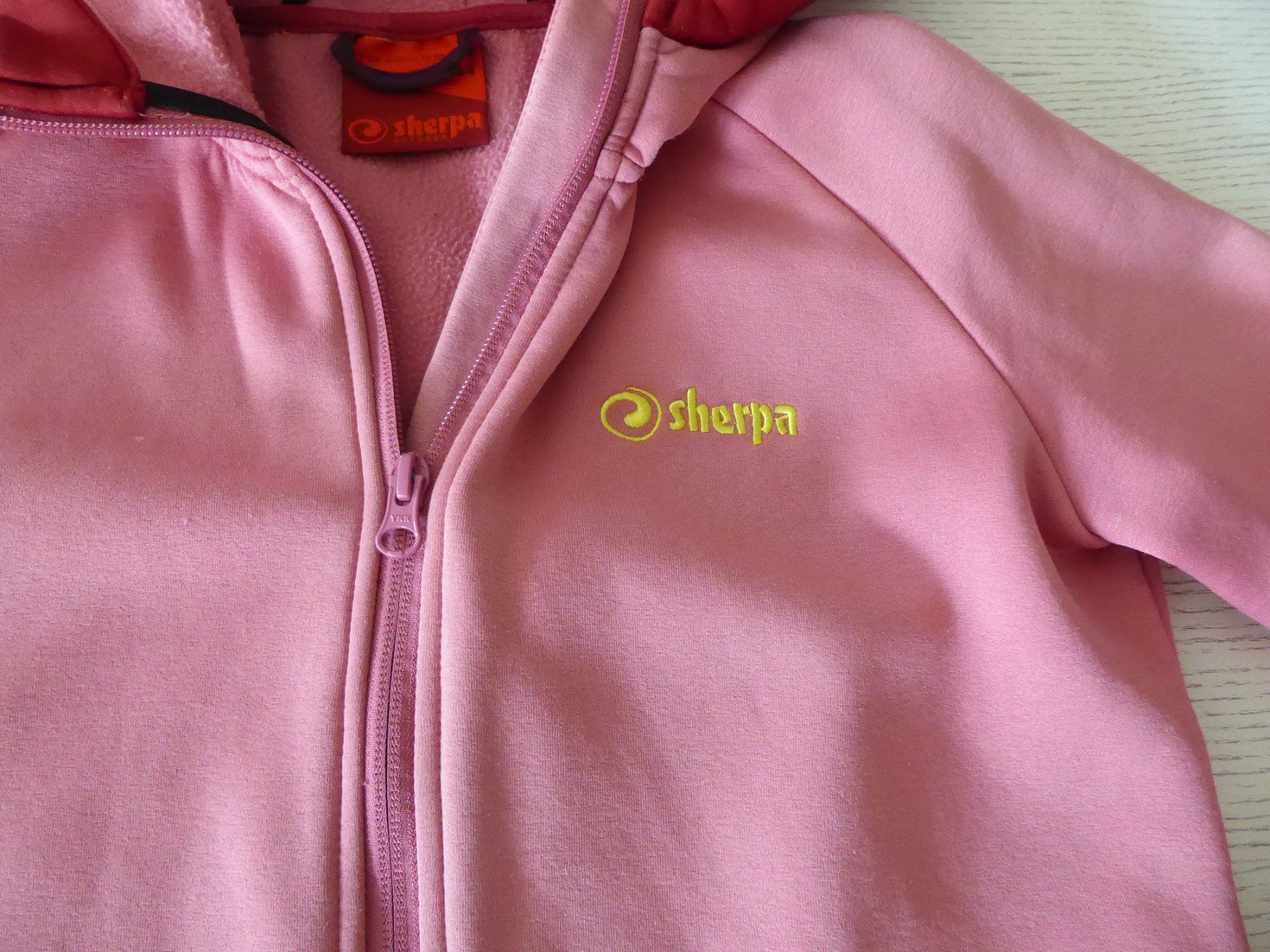 Sherpa Jacken & Mäntel: Sherpa Mädchen Softshelljacke Gr. 158/164 – Gebraucht aus Zürich von Sunflower.15 4
