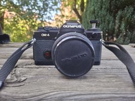 Olympus OM-4 mit 50mm Objektiv