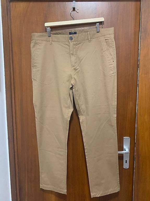 Pantaloni: Pantalone beige KIABI – Usato da Pazzallo venduto da nic_6zpt