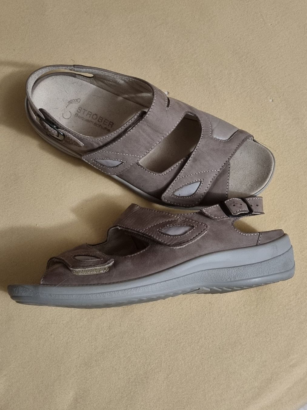 Scarpe da donna: Strober Bequemschuhe Sandalen Gr. 5 neuwertig – Nuovo (secondo la descrizione) da Aesch BL venduto da mutti04 2