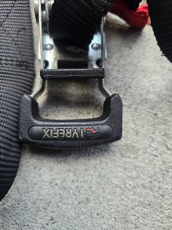 Supports de vélo: ACE Bikes Tyrefix – D'occasion à Bilten par lykuivku 1