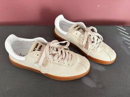 1x getragene Lacoste Sneakers beige/weiss Gr. 39