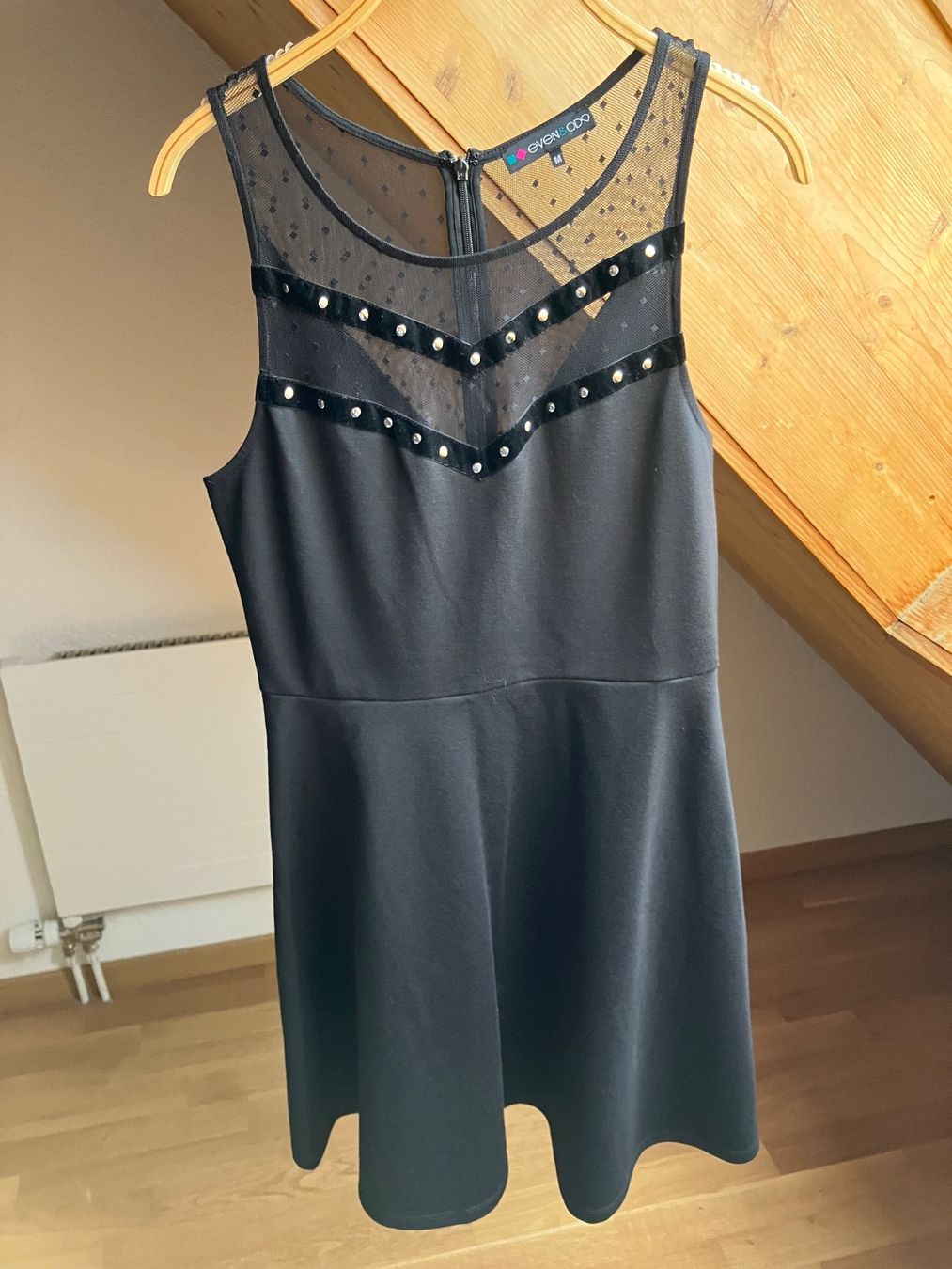 Vestiti: schwarzes Cocktailkleid M – Usato da St. Gallen venduto da andreav.