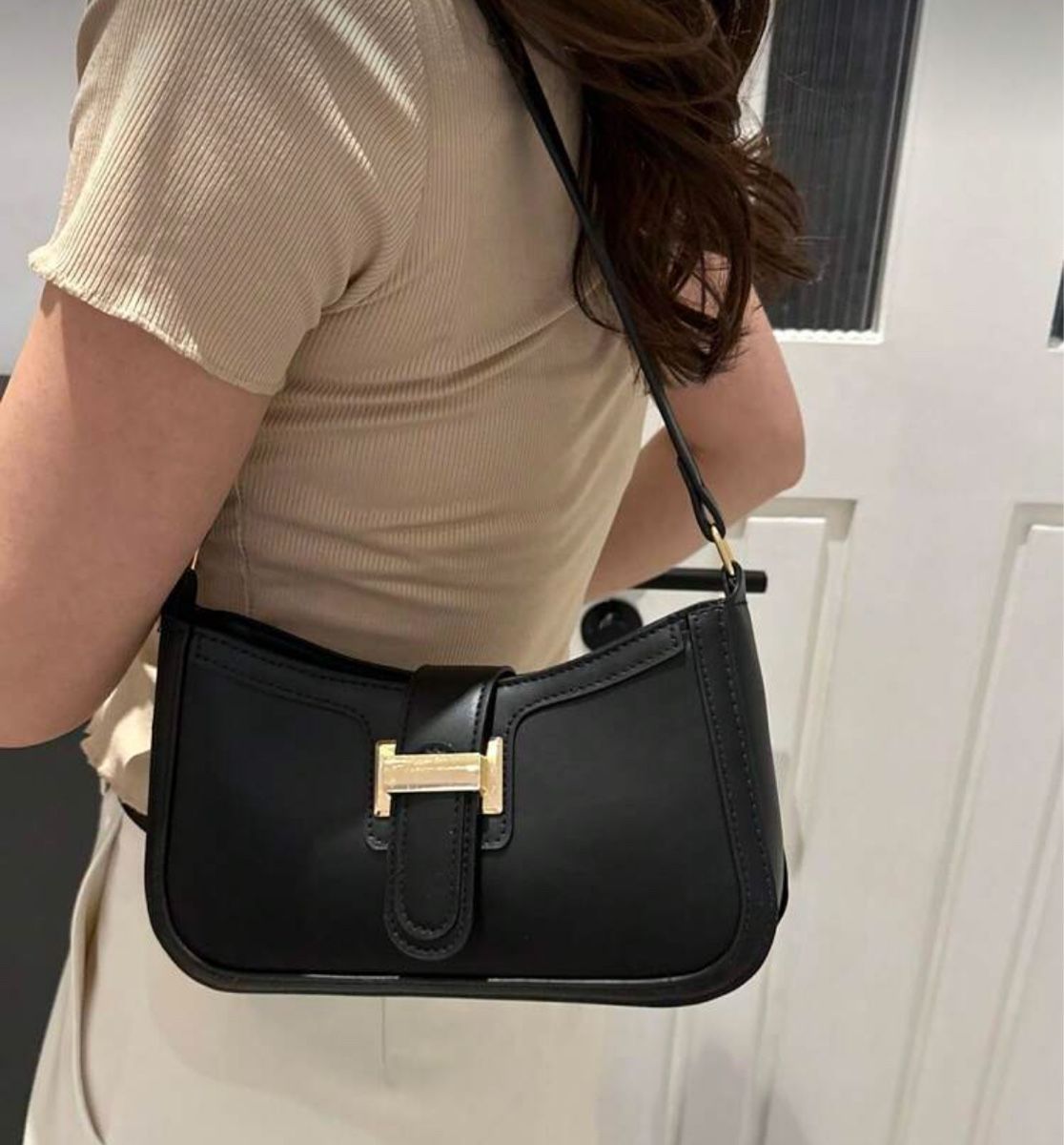 Sacs femmes: Sac à bandoulière noir élégant – Neuf (Voir description) à Auvernier par big_7srg