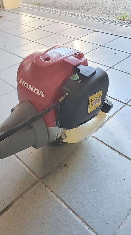 Honda Tous les outils: Decespugliatore Honda 4 tempi – D'occasion à Brione sopra Minusio par Noe2702 3