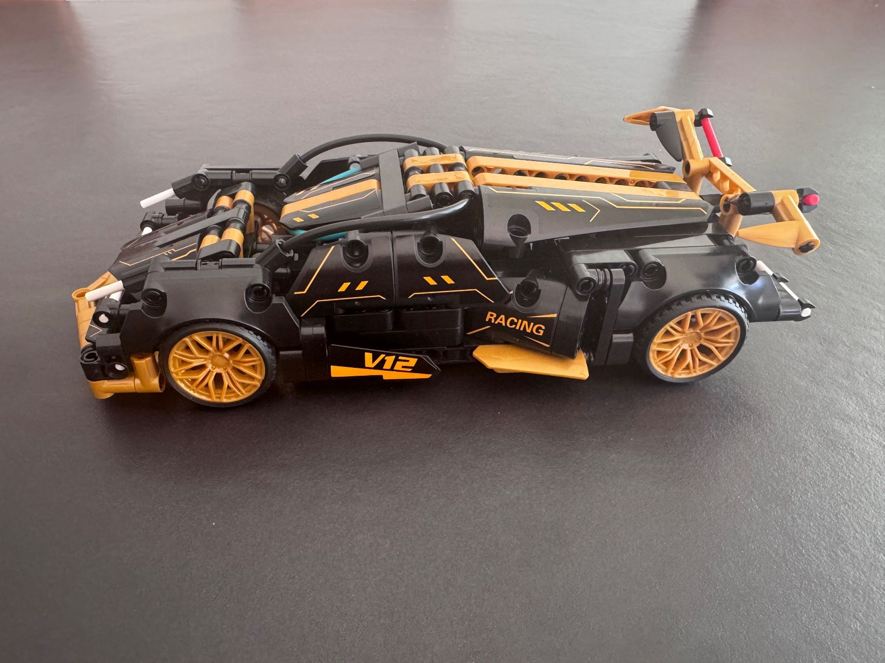 Giocattoli: LEGO Technic Auto, Cooler Renner, Top Zustand! – Usato da Bern venduto da Ra79