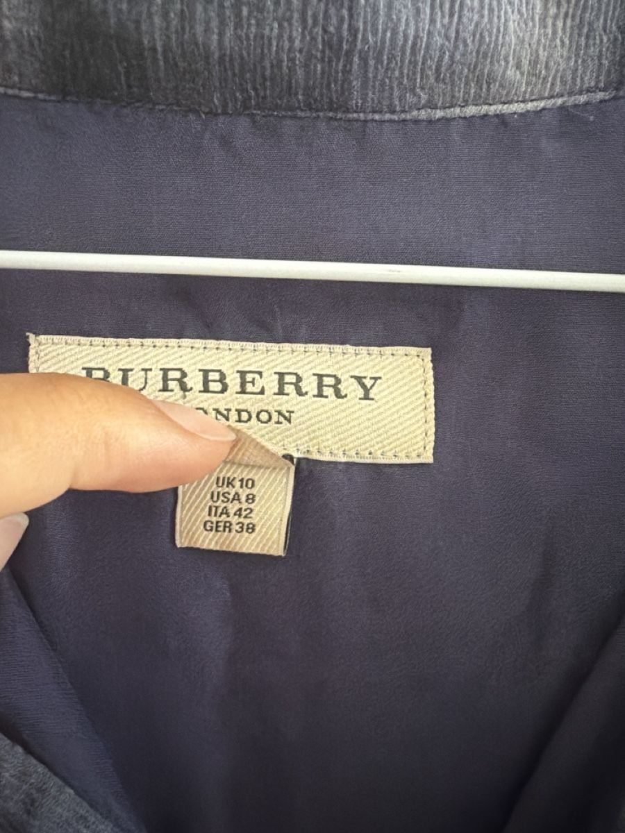Burberry Vestiti: Burberry Kleid 100% Seide  – Usato da Uster venduto da Ninii003 2