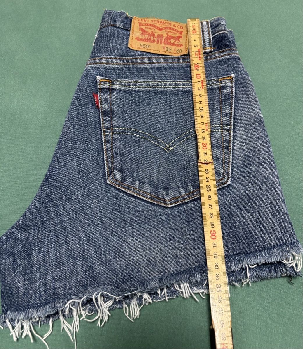 Levi's Jeans: Levi's Jeans-Shorts, Grösse 30  – D'occasion à Zollikerberg par Jvac2 3