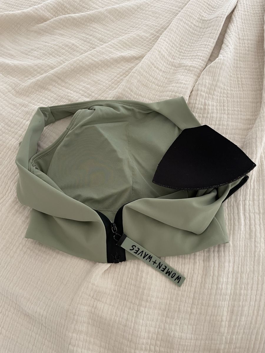 H&M Maillots de bain & Bikinis: ALLES RAUS Surfer Bikini mit Print – D'occasion à Kloten par simones.thriftshop 9