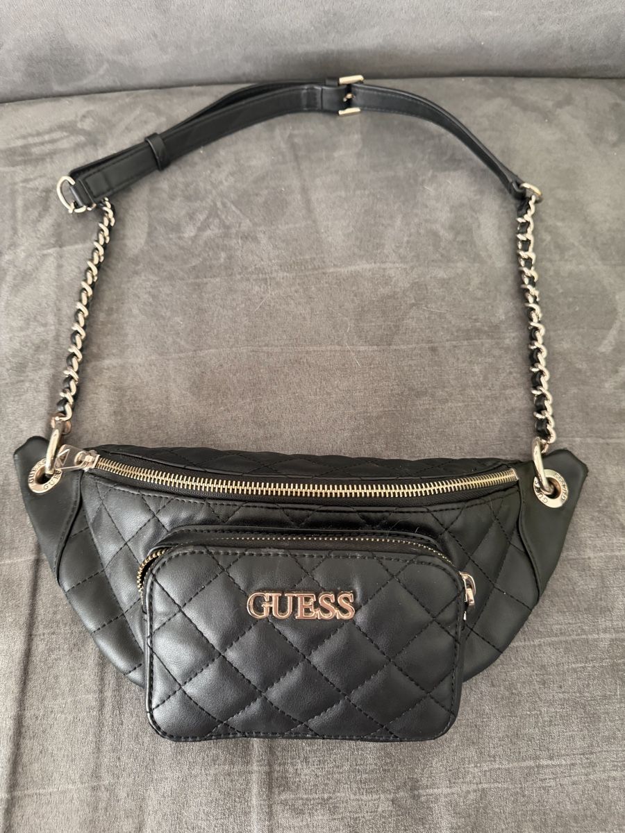 Guess Borse da donna: Guess Bauchtasche schwarz gesteppt – Usato da Hinwil venduto da CozyBree 4