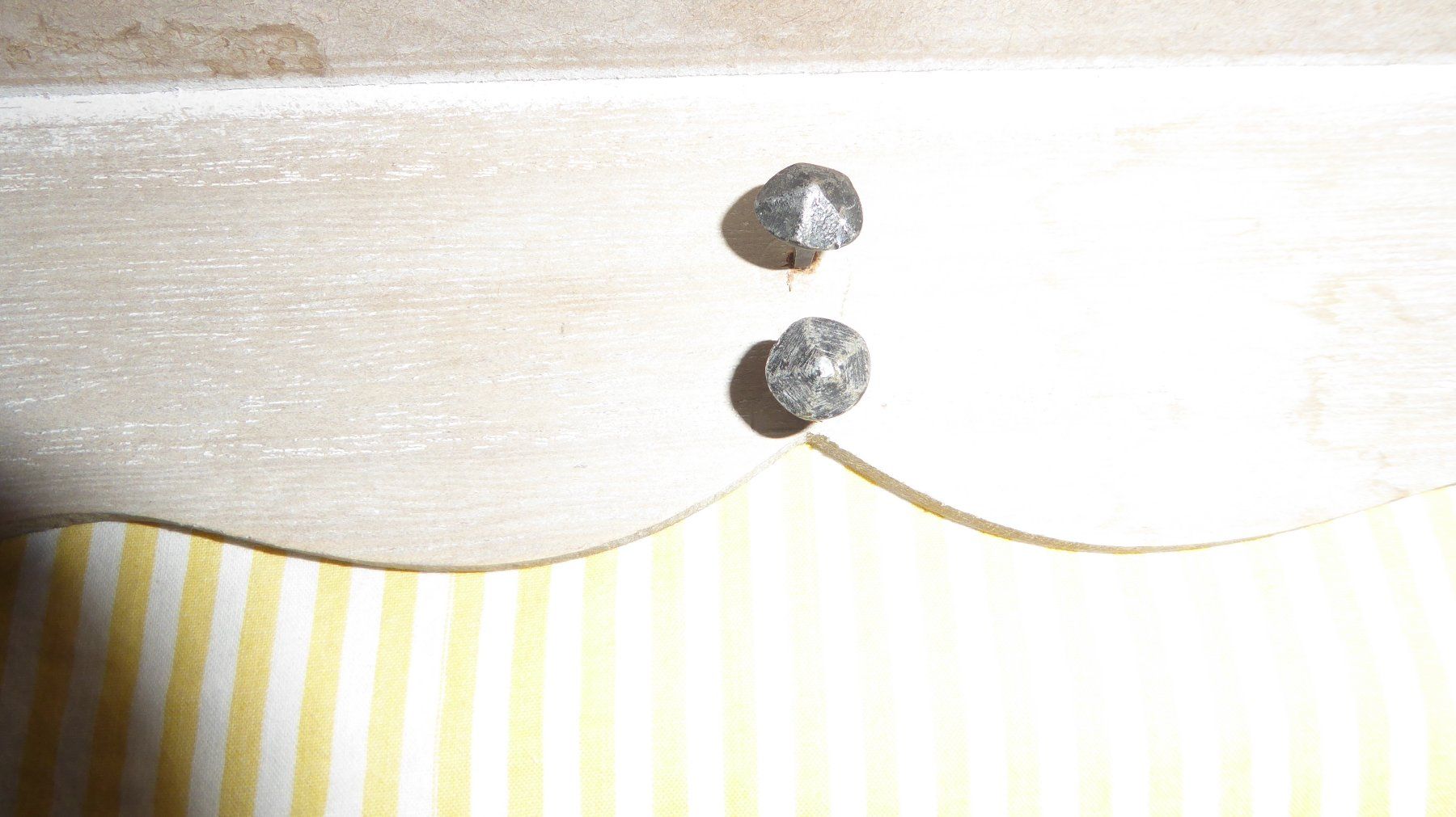 Garderobe: Herzige Vintage Garderobe – Gebraucht aus Sargans von Benziner 2