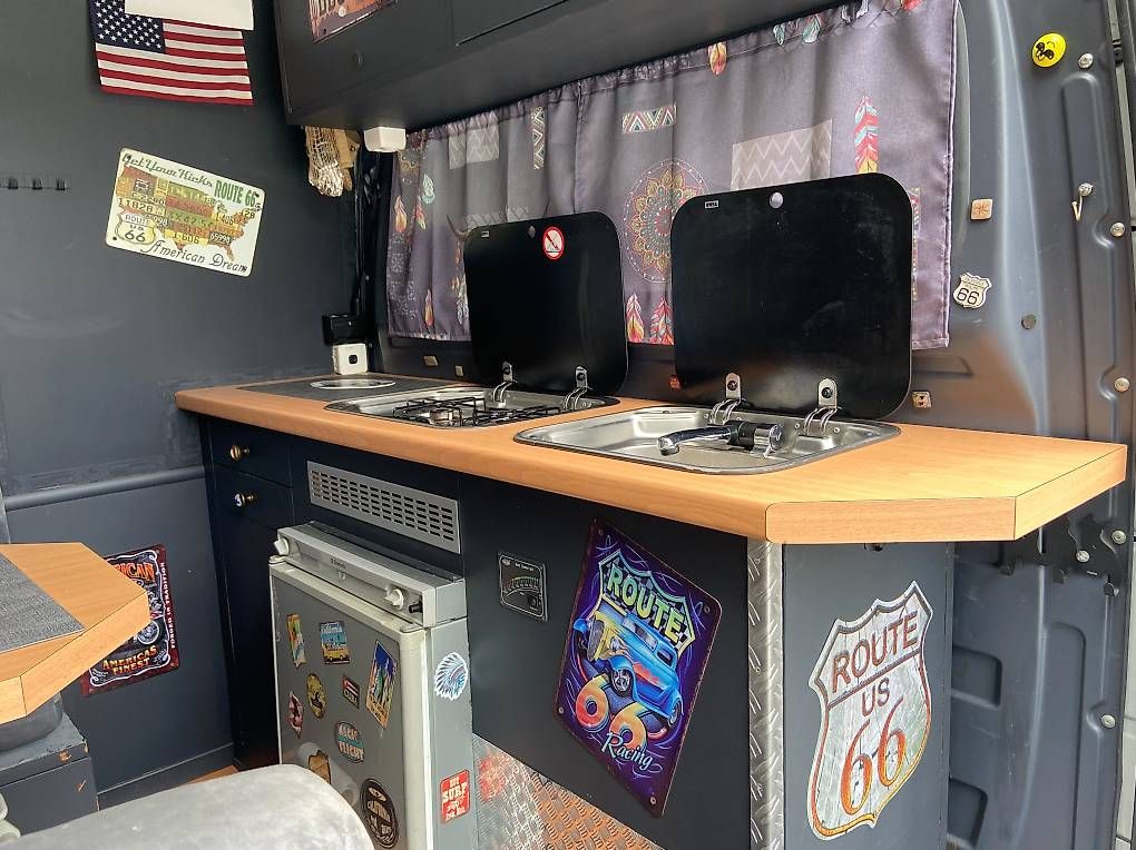 Veicoli da campeggio: Sprinter 315 CDI aménagé camping car – Usato da La Chaux-de-fonds venduto da jeanne13 1