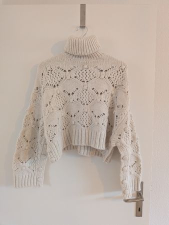 Zara White Knit Turtleneck Sweater - S (very good condition)