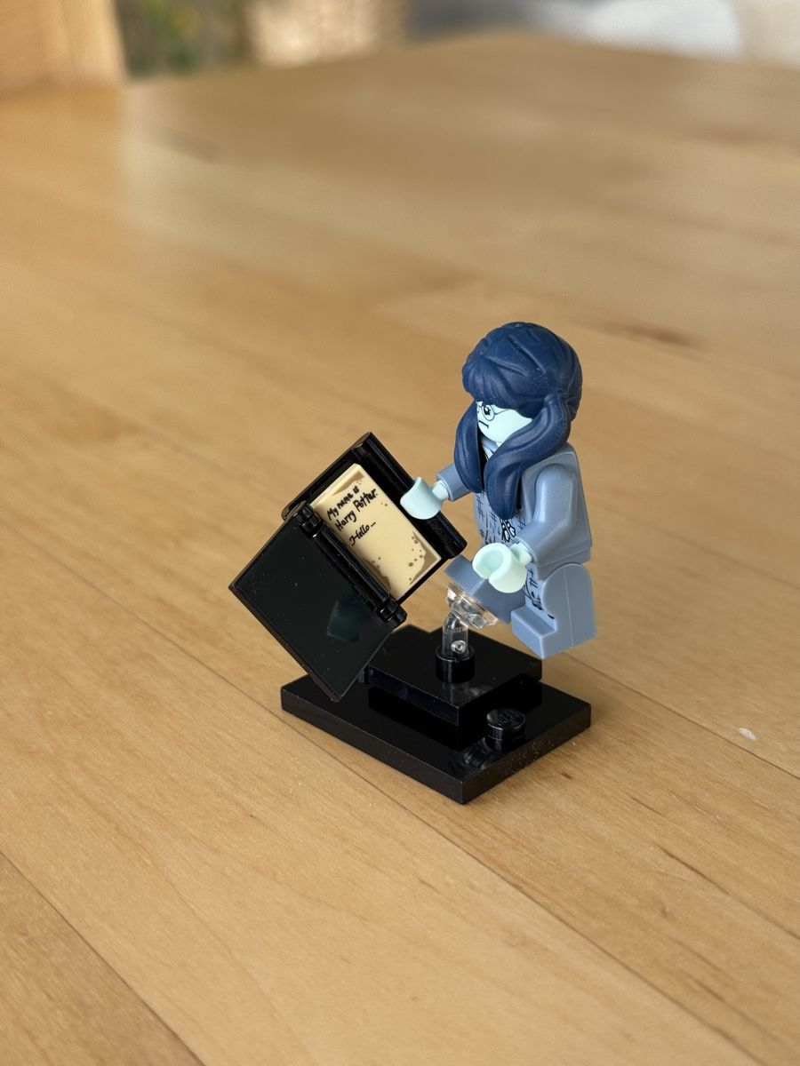 Lego Giocattoli: Lego Harry Potter Minifigur Moaning Myrtle – Usato da Neuhausen am Rheinfall venduto da Laghi