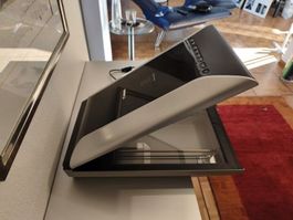 Scanner, Laserdrucker, Monitor und Bildschirm
