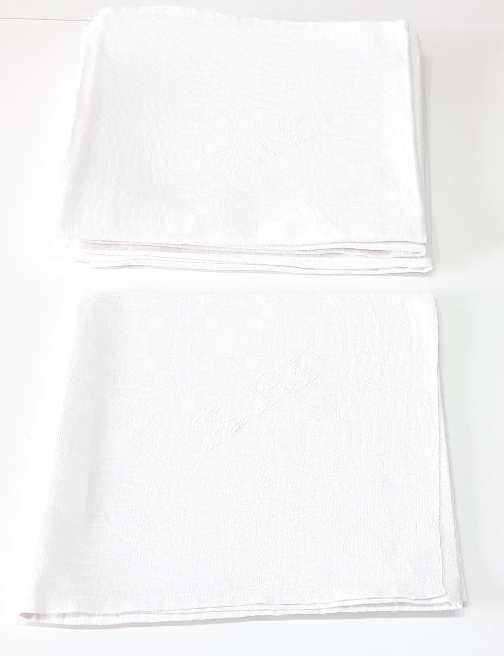 Biancheria da letto: Stoffservietten -  Serviettes en tissu – Usato da Savagnier venduto da Marderuth