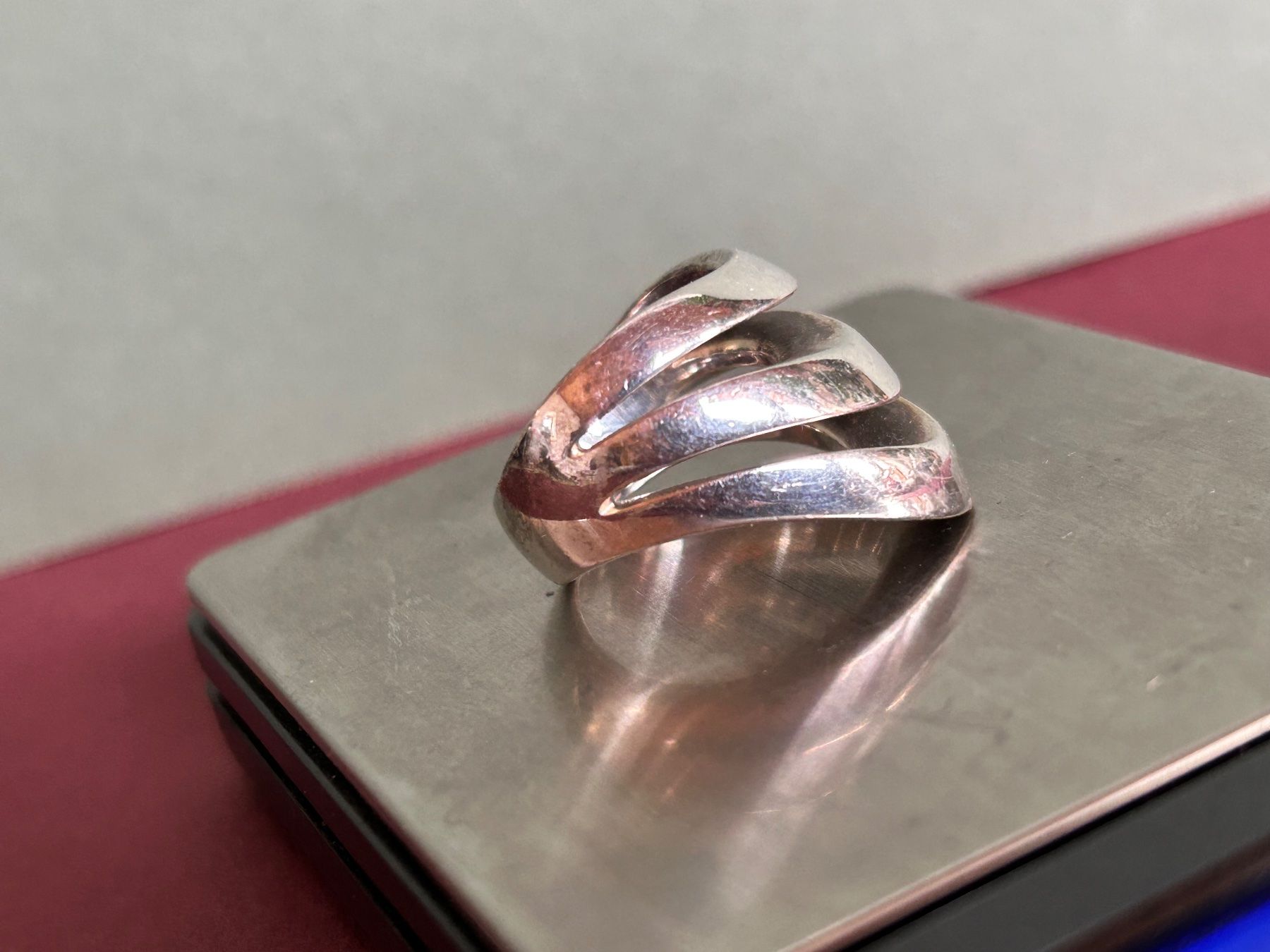 Ringe: Ring DESIGNER dynamisch Silber (56/18) – Gebraucht aus Laufen von Bellavitaboom 4