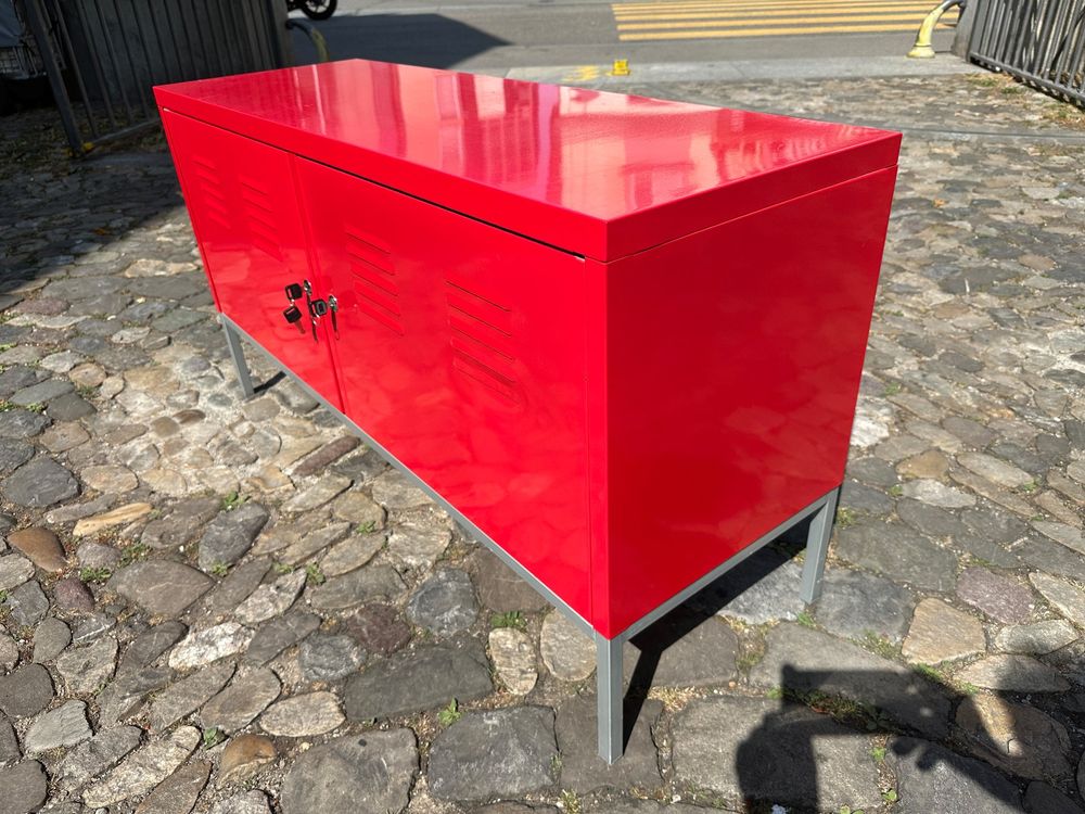 Ikea PS Metallschrank Schuhschrank rot Kaufen auf Ricardo