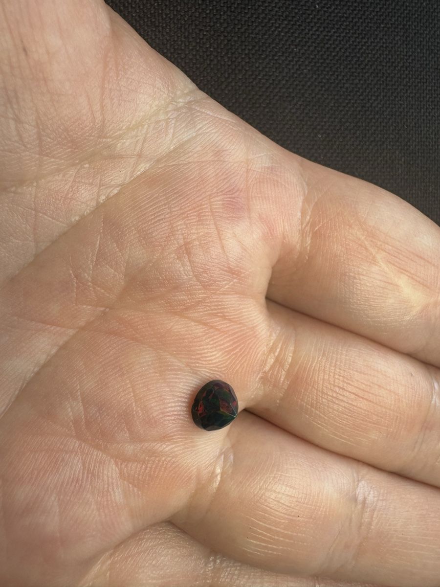 Edelsteine: Black Opal 0.85 ct – Neu und originalverpackt aus Wängi von Horus90 2