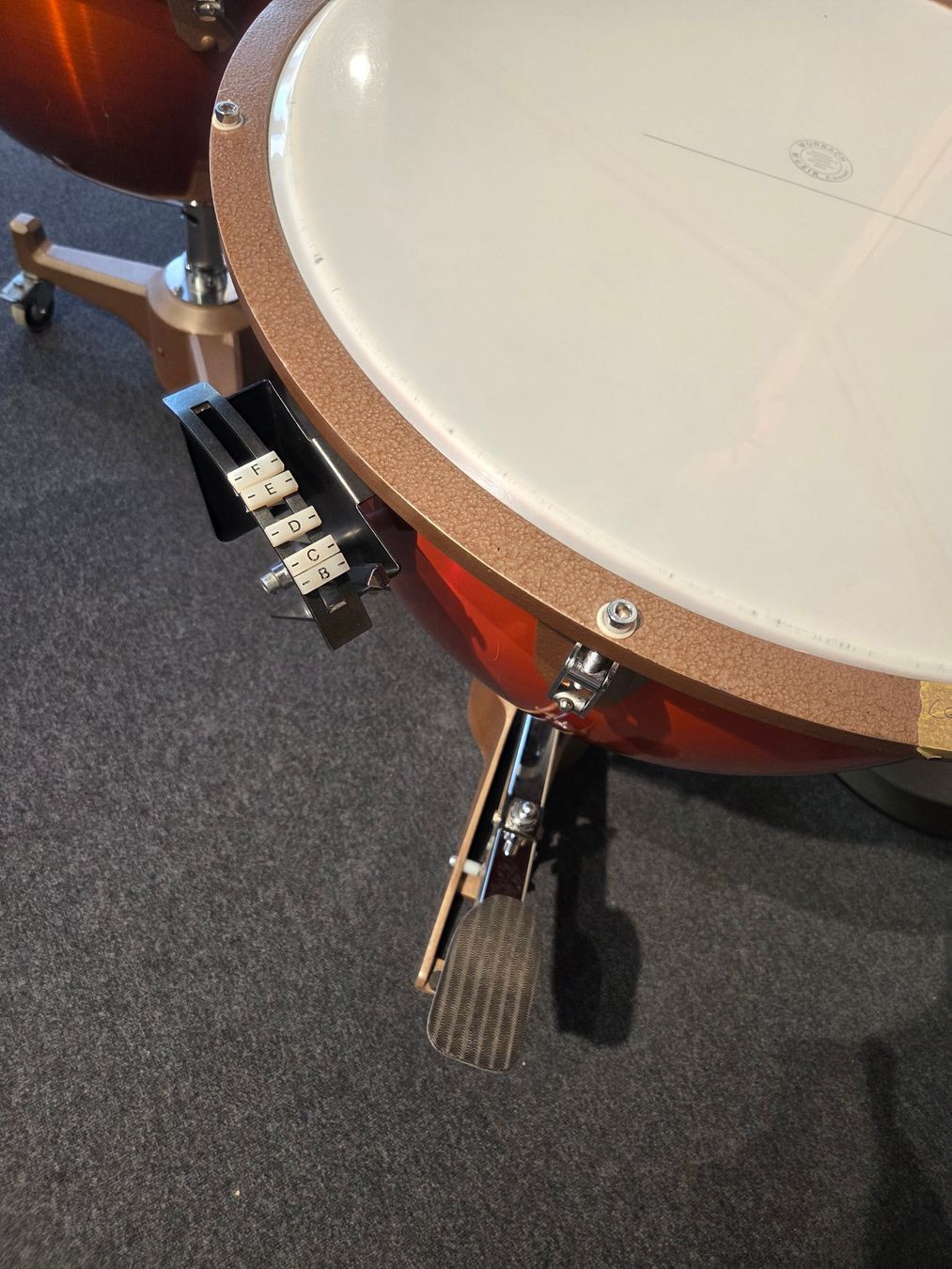 Strumenti musicali: Kesselpauken - Set, 2 Stk. 26" & 29", mit Abdeckhauben – Usato da Worb venduto da musikhaus-hirsiger 2