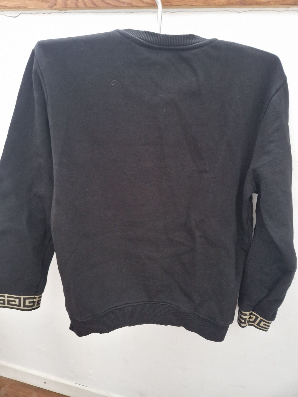 Maglioni & Felpe: Schwarzer Glorious Gangsta Pullover Grösse L, neuwertig! – Usato da Rapperswil SG venduto da Val3ntin22 1
