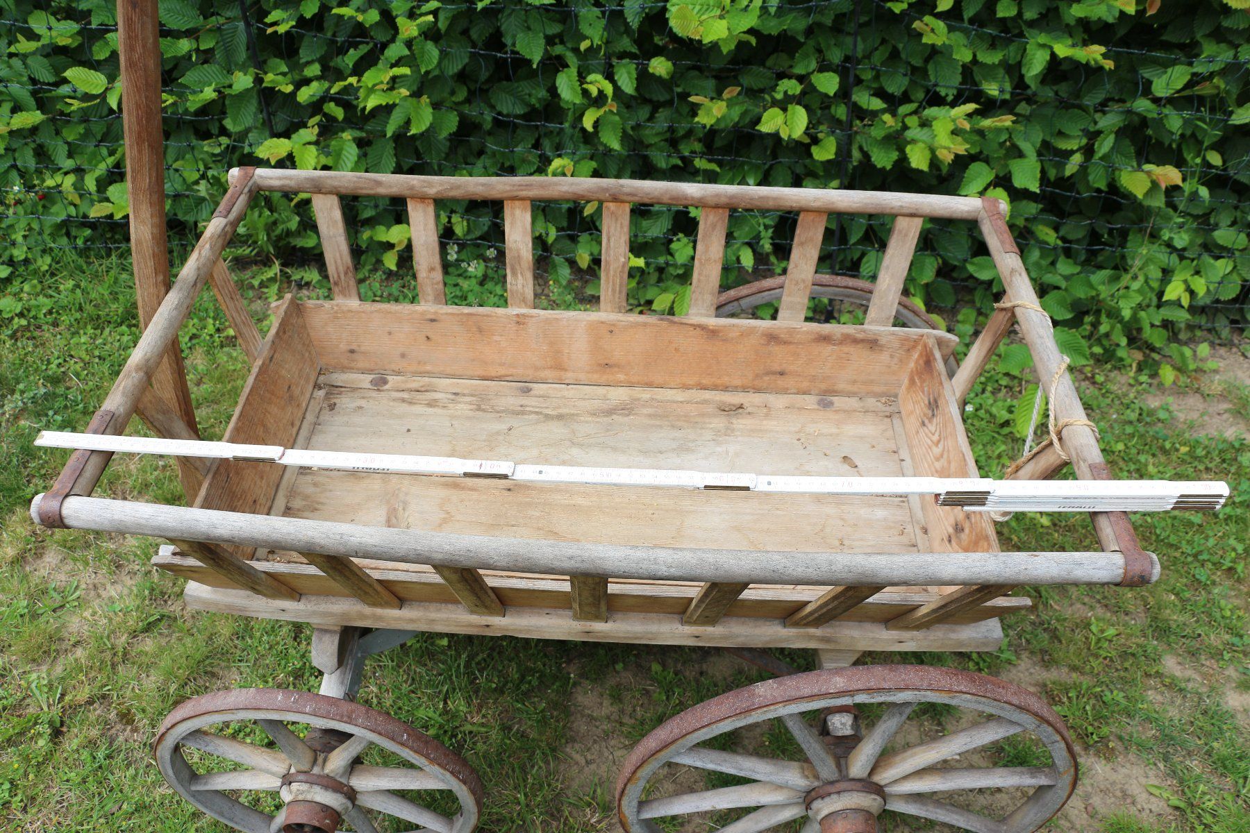 Carriole: Nostalgie Leiterwagen aus Holz – Usato da Corminboeuf venduto da antikerverkauf 2