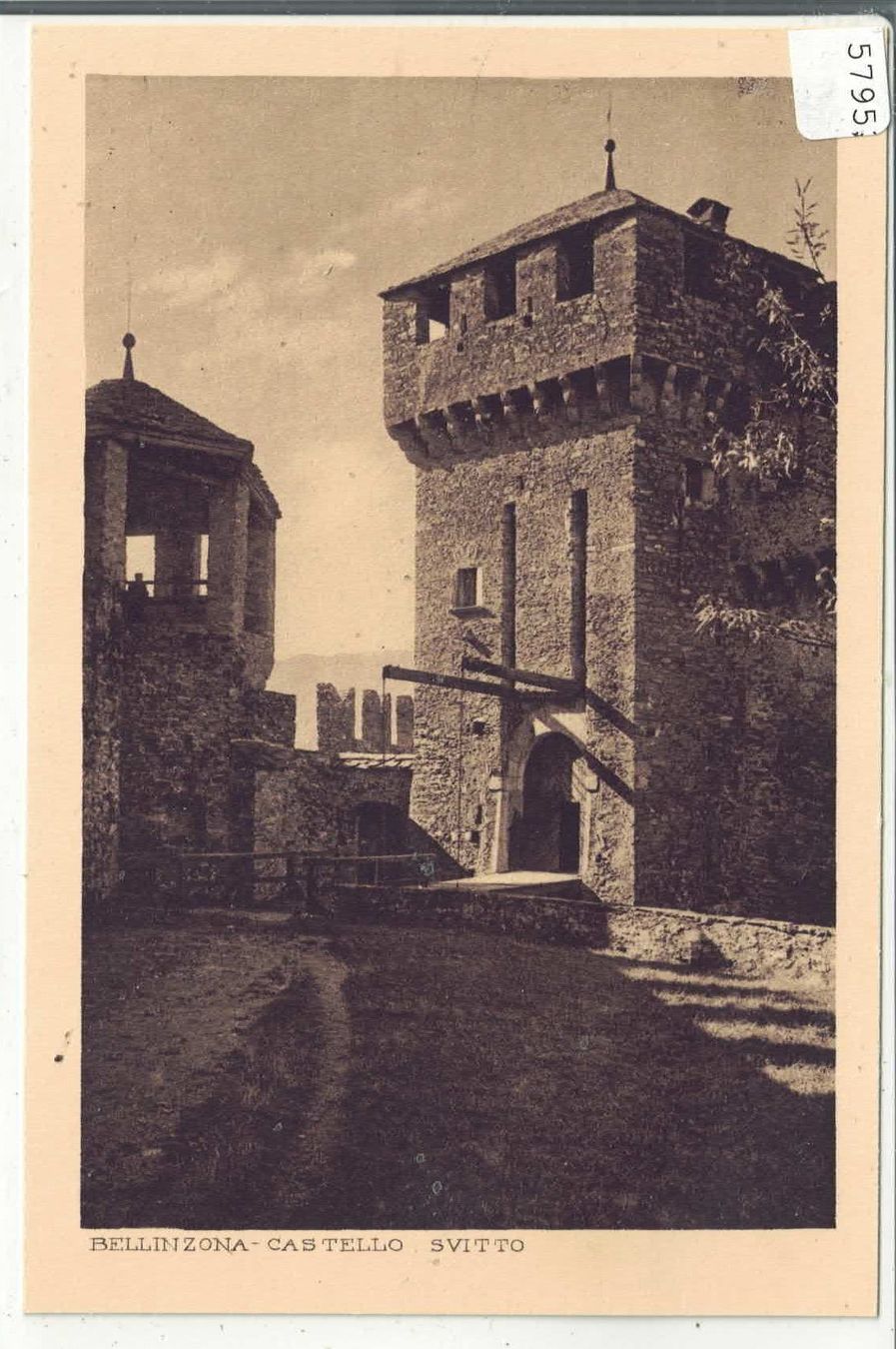 Cartoline postali: Bellinzona - Castello Svitto – Usato da Ettingen venduto da Kartenplanet
