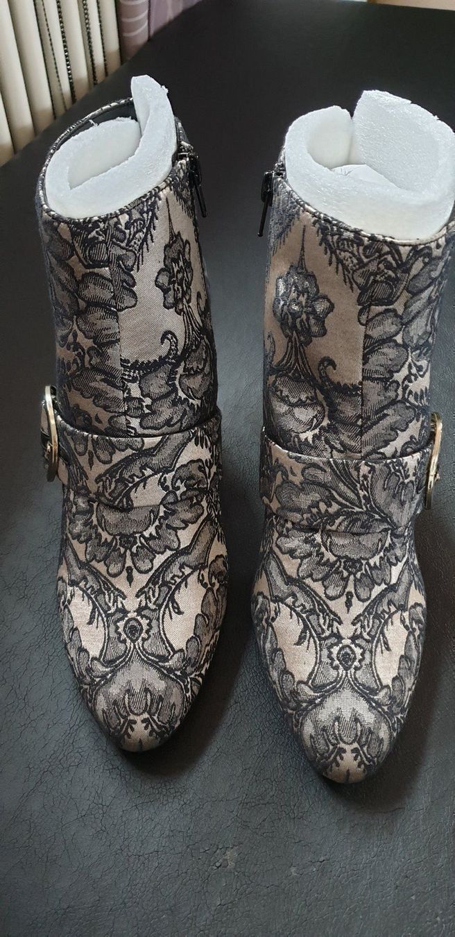 Scarpe da donna: DAMEN STIEFELETTEN-ANNE KLEIN – Nuovo e nell'imballaggio originale da Thun venduto da Vecgou 2