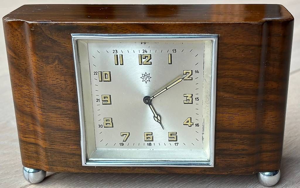 Orologi da terra & Orologi da parete: Tischuhr der Marke Junghans/Pendulette de table Junghans – Usato da Adliswil venduto da Heimite 4