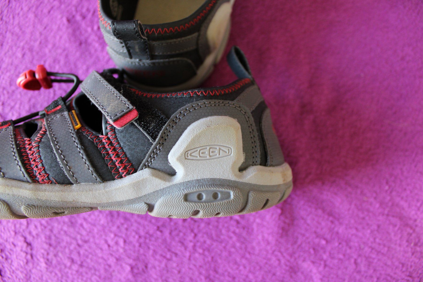 Keen Scarpe per ragazzi: Keen Wanderschuhe/-Sandalen Gr. 36 – Usato da Müllheim Dorf venduto da Seeeule01 5