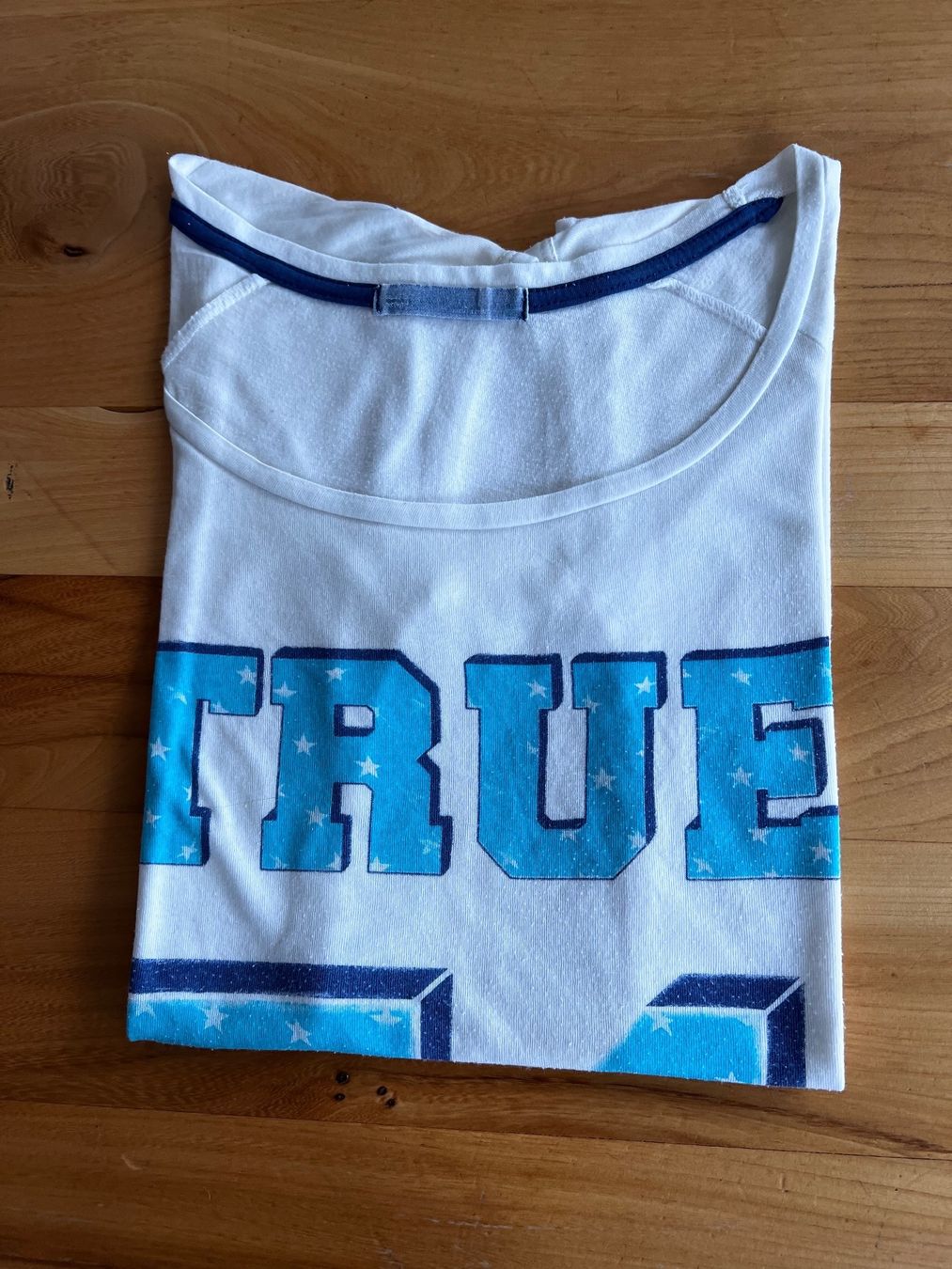 Camicette, T-shirt & Top: T‘Shirt Gr.176 – Usato da Oberglatt ZH venduto da dauerbrenner