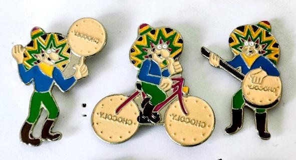 Placchette & Badge: 3 Pin  Chocoly – Usato da Pfäffikon ZH venduto da Colacity