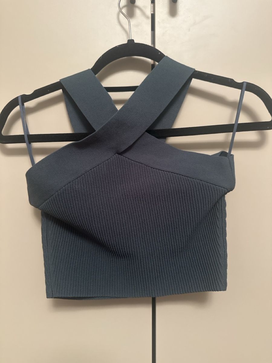 Aritzia Tops: Aritzia top – Neuf (Voir description) à Binningen par mar_nz5s 1