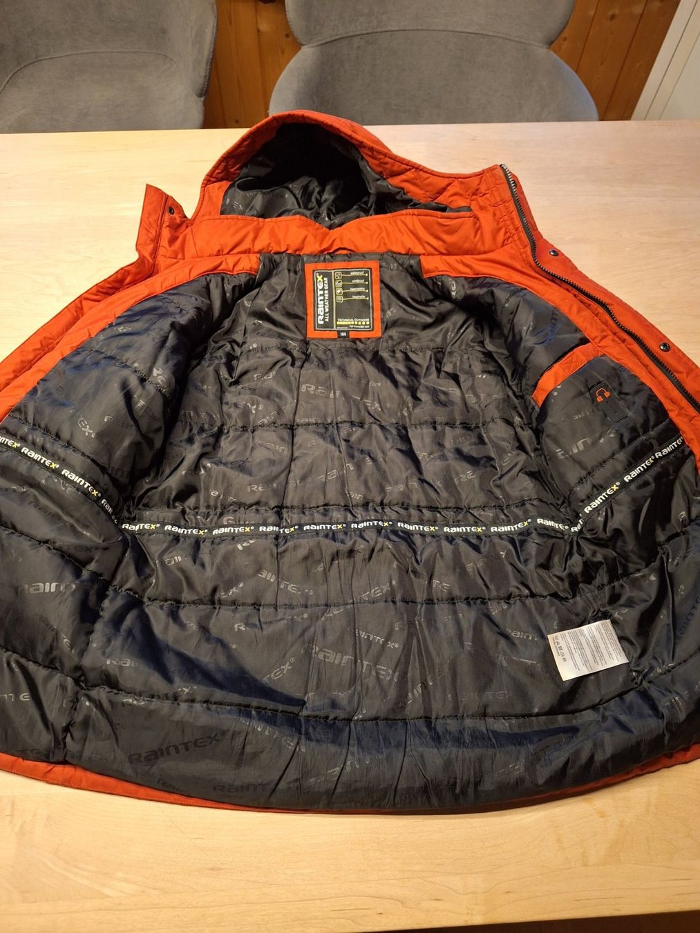 Jacken & Mäntel: Winterjacke Grösse 164 warm – Gebraucht aus Rüderswil von Moremi07 1