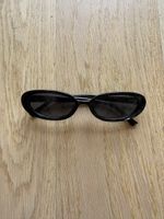 Lässige Sonnenbrille in schwarz 