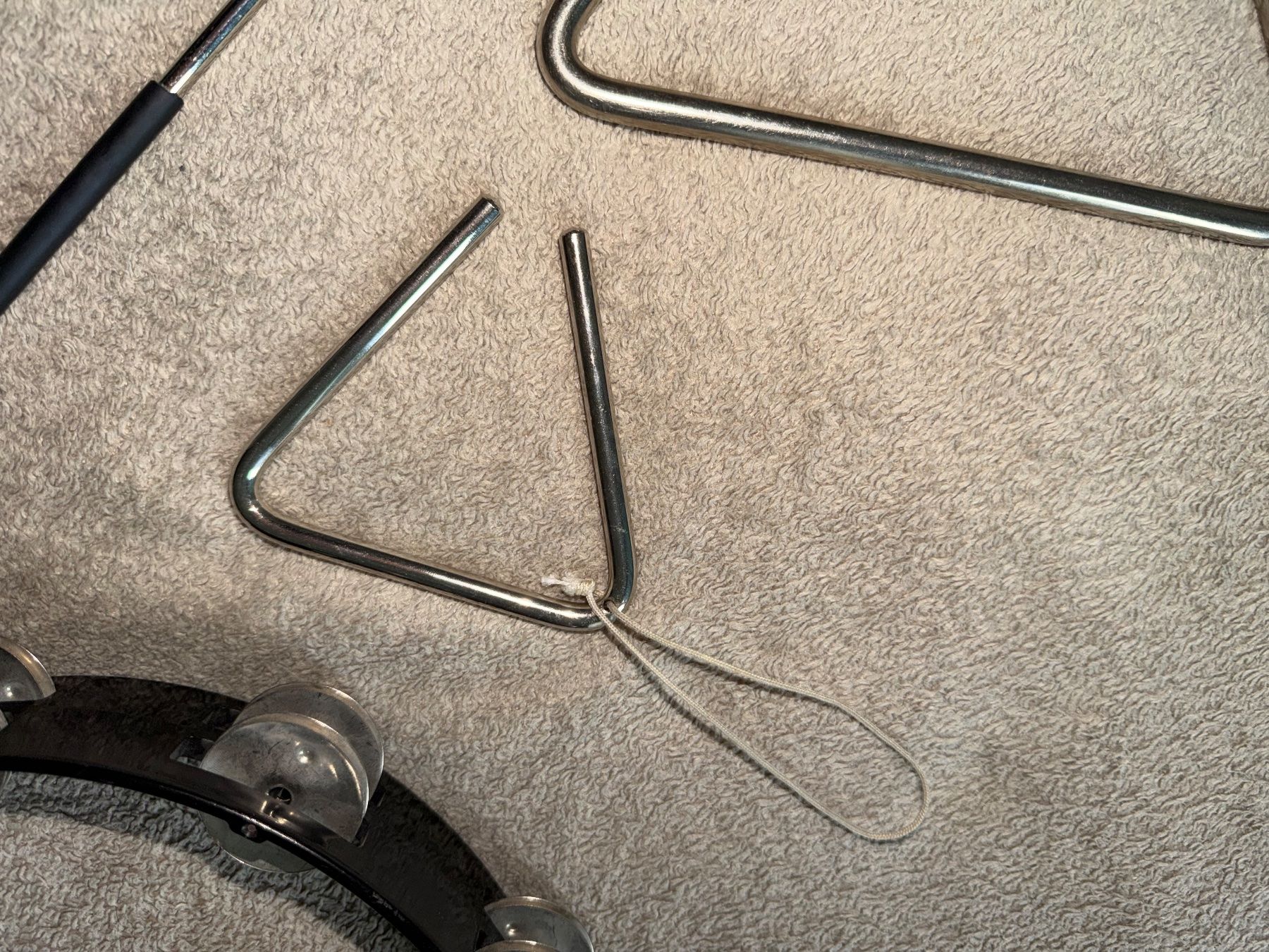 Strumenti musicali: 3 er Set Triangeln Musikinstrumente, – Usato da Aarau venduto da KorgPA 2