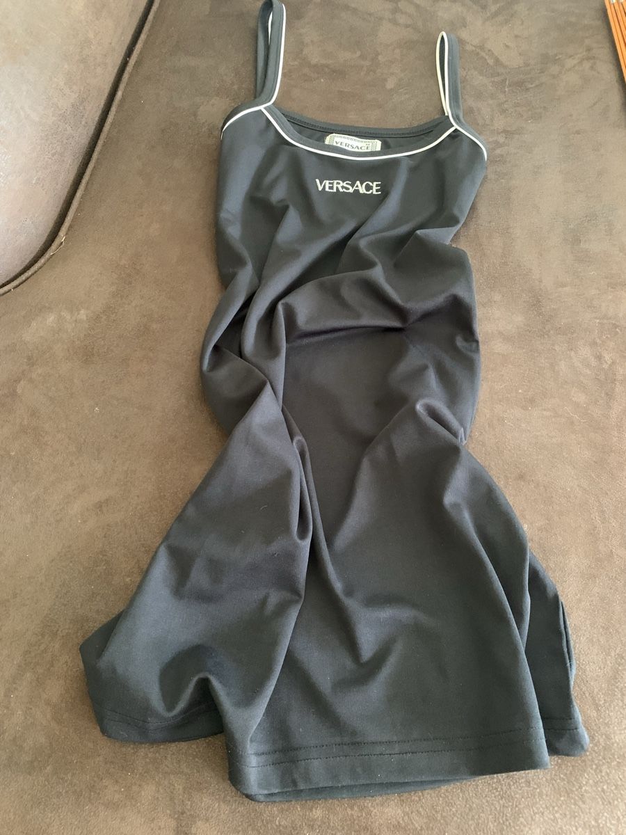 Kleider: Versace Kleid – Gebraucht aus Bergdietikon von zor_856j 2
