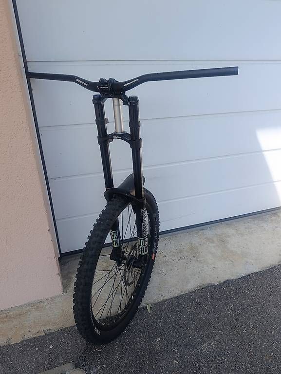 Biciclette: Suspension DH complète 27.5 – Usato da Givisiez venduto da rigten 2