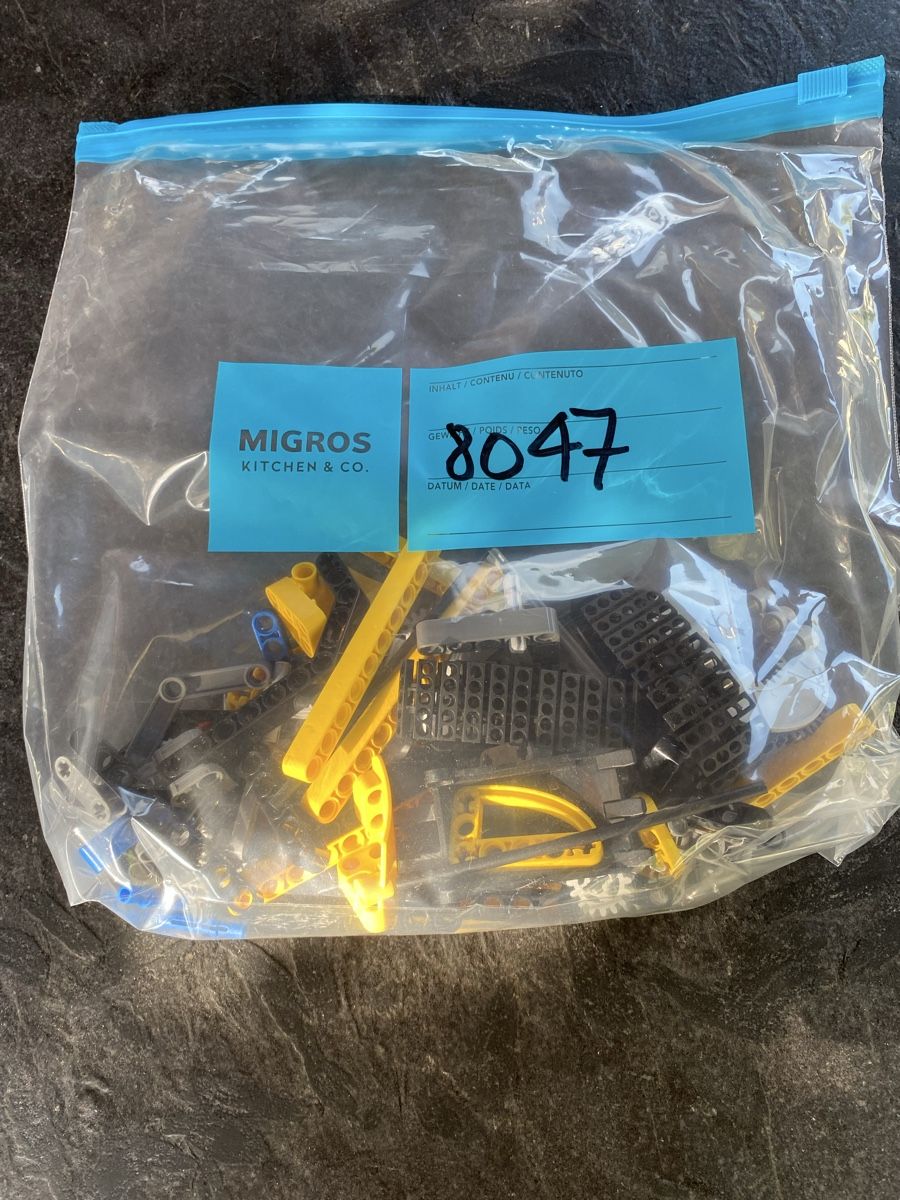 Lego Kit di costruzioni: Lego Kompaktbagger # 8047 – Usato da Egliswil venduto da sil_x8hr 1