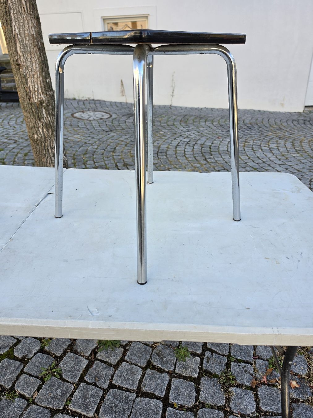 Sgabelli: hocker Metallgestell gebrauchter Zustand – Usato da Mettlen venduto da elios0888 6