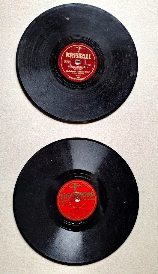 Schallplatten: 7 alte Langspielplatten mit Original Coover ca. 1945-1950 – Gebraucht aus Alpnach Dorf von MZ001 4