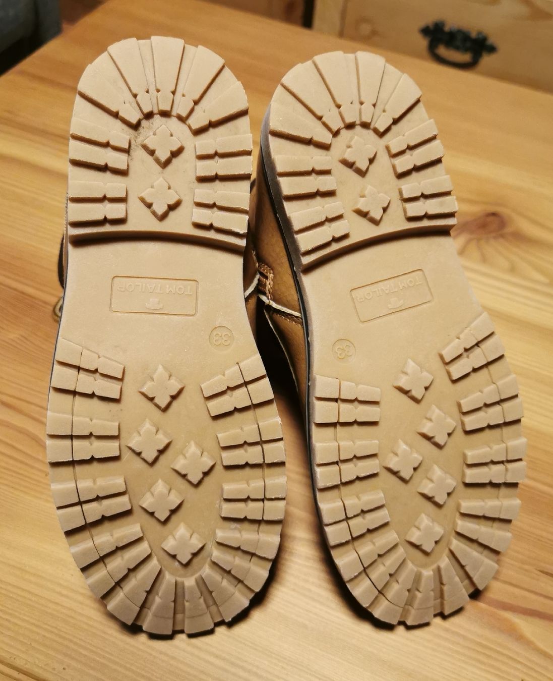 Tom Tailor Scarpe per ragazzi: Winterschuhe Grösse 33 – Usato da Grünenmatt venduto da ras_7ksp 4