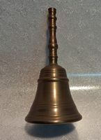 Glocke Klingel Handglocke Tischglocke massiv mit schönem Ton