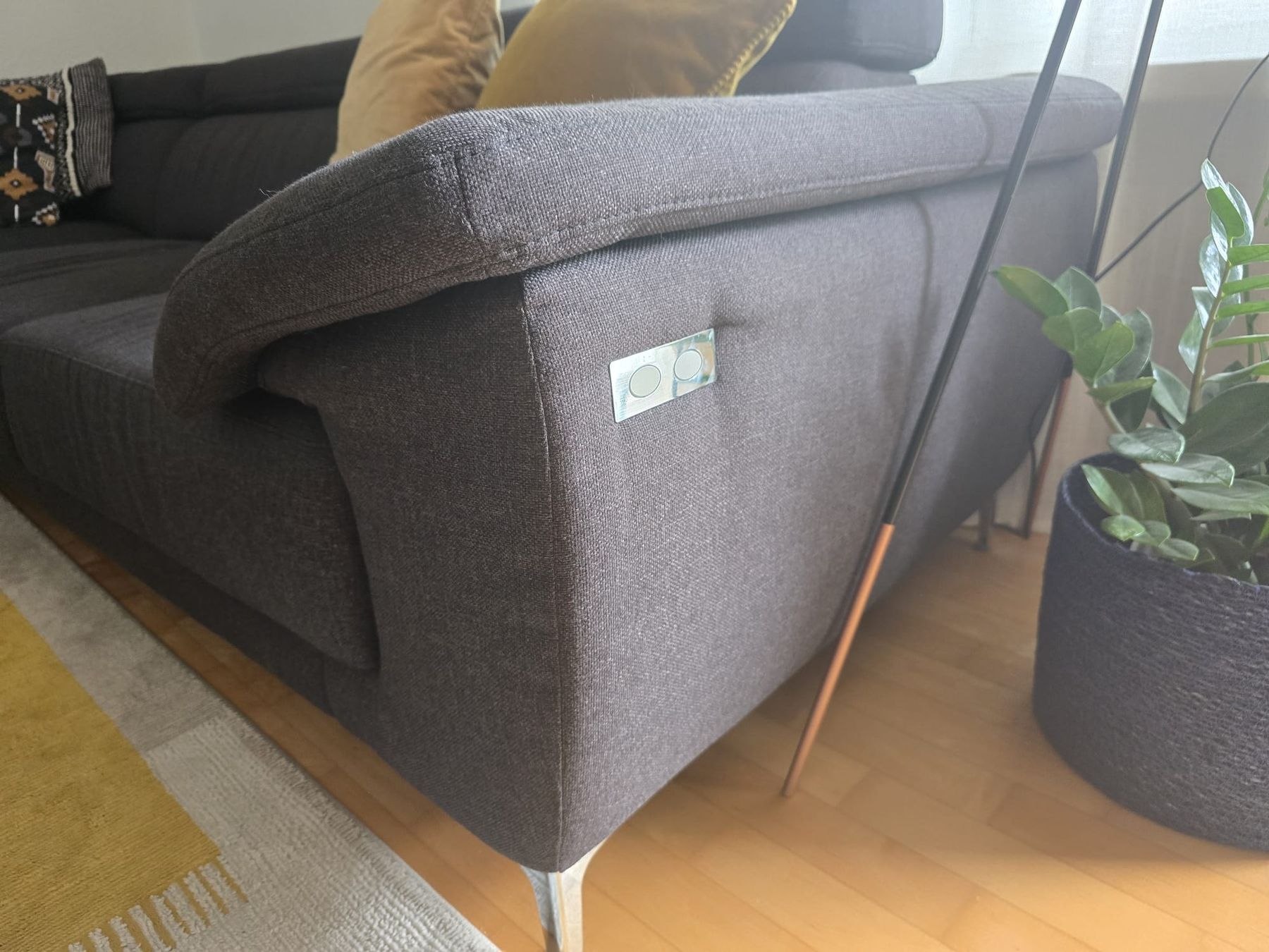 Divani: Ecksofa mit elektrischer Verstellung von Pfister, dunkelgrau – Usato da Bülach venduto da alex.ziv 1