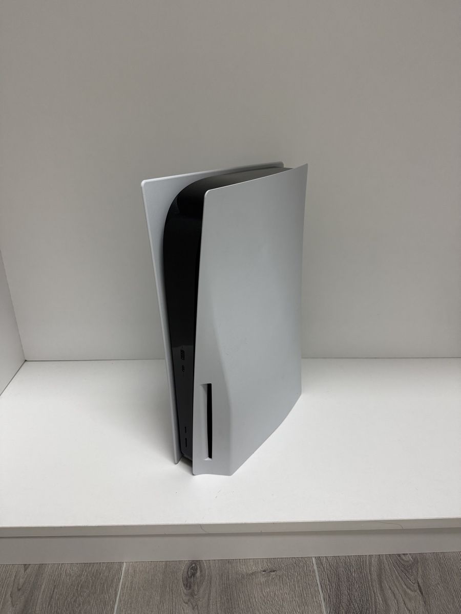 Sony Consoles: PS5 – D'occasion à Genève par MG7004 1